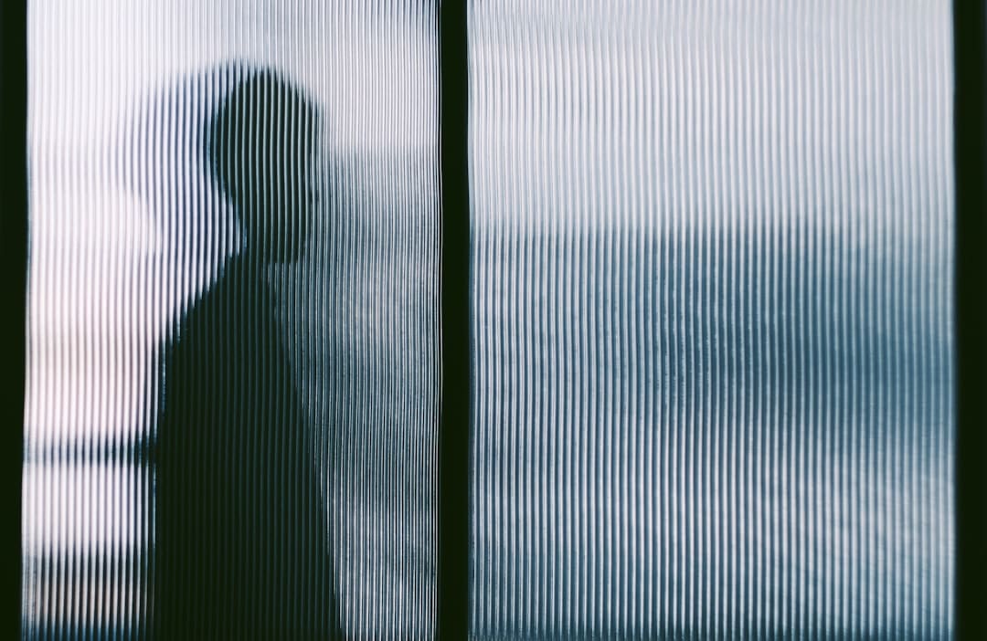 《六姊妹》热播时代剧为何招引观众？60时代生长故事解析